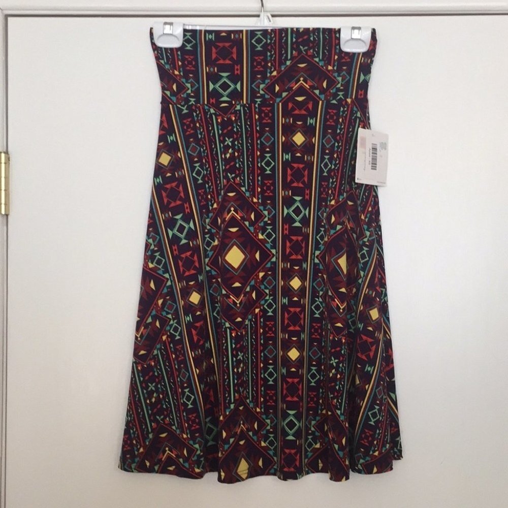 XS LuLaRoe Azure Skirt B02‎ 535
